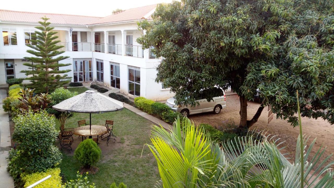 Wellsprings Hotel Gulu Exterior photo